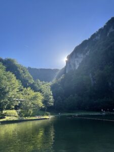 Luegsteinsee-Schwimmen, Rutschen, Wandern