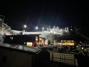 Nachtskifahren am Ferienhaus Oberaudorf Blick vom Balkon